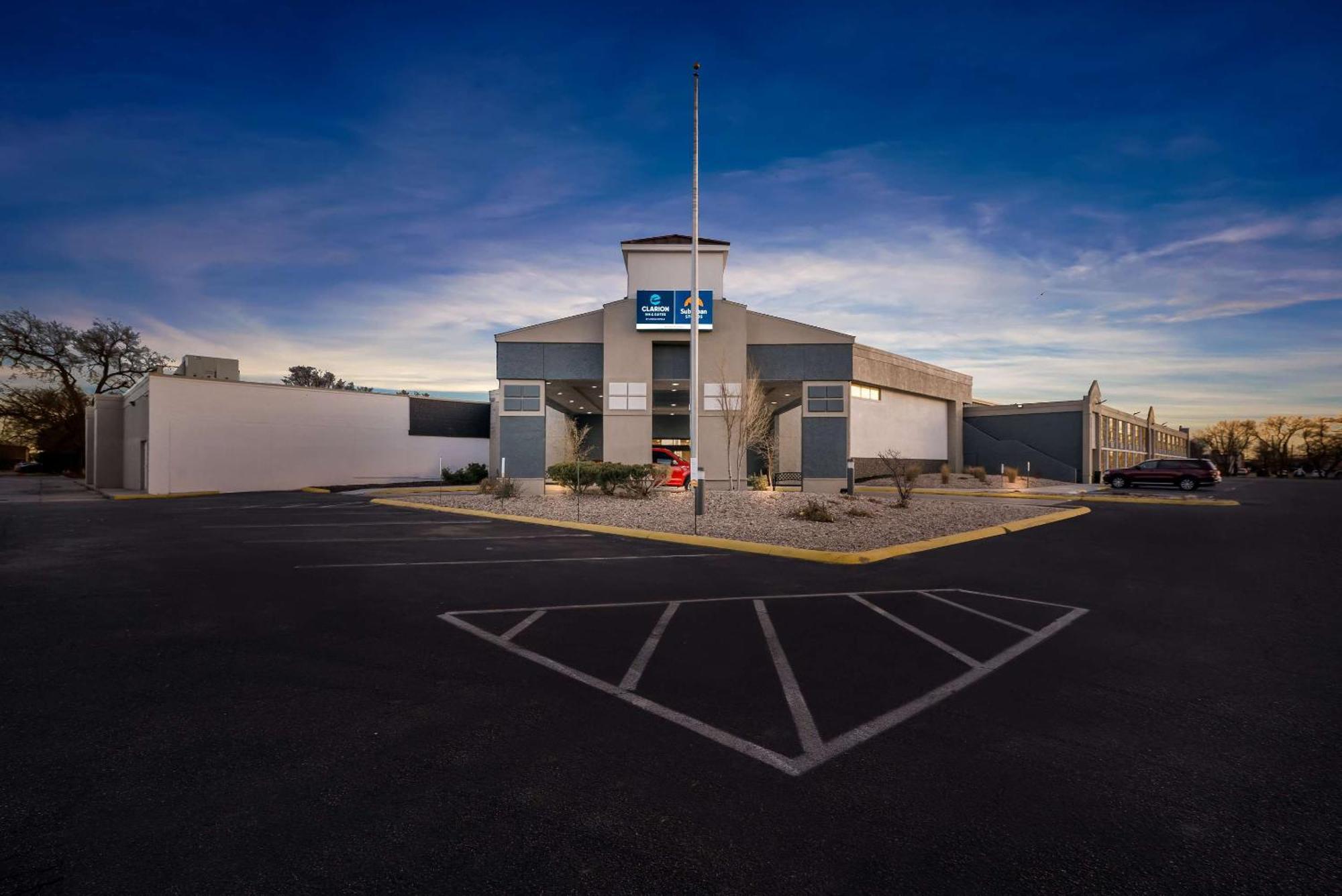 Suburban Studios, Kearney Buitenkant foto