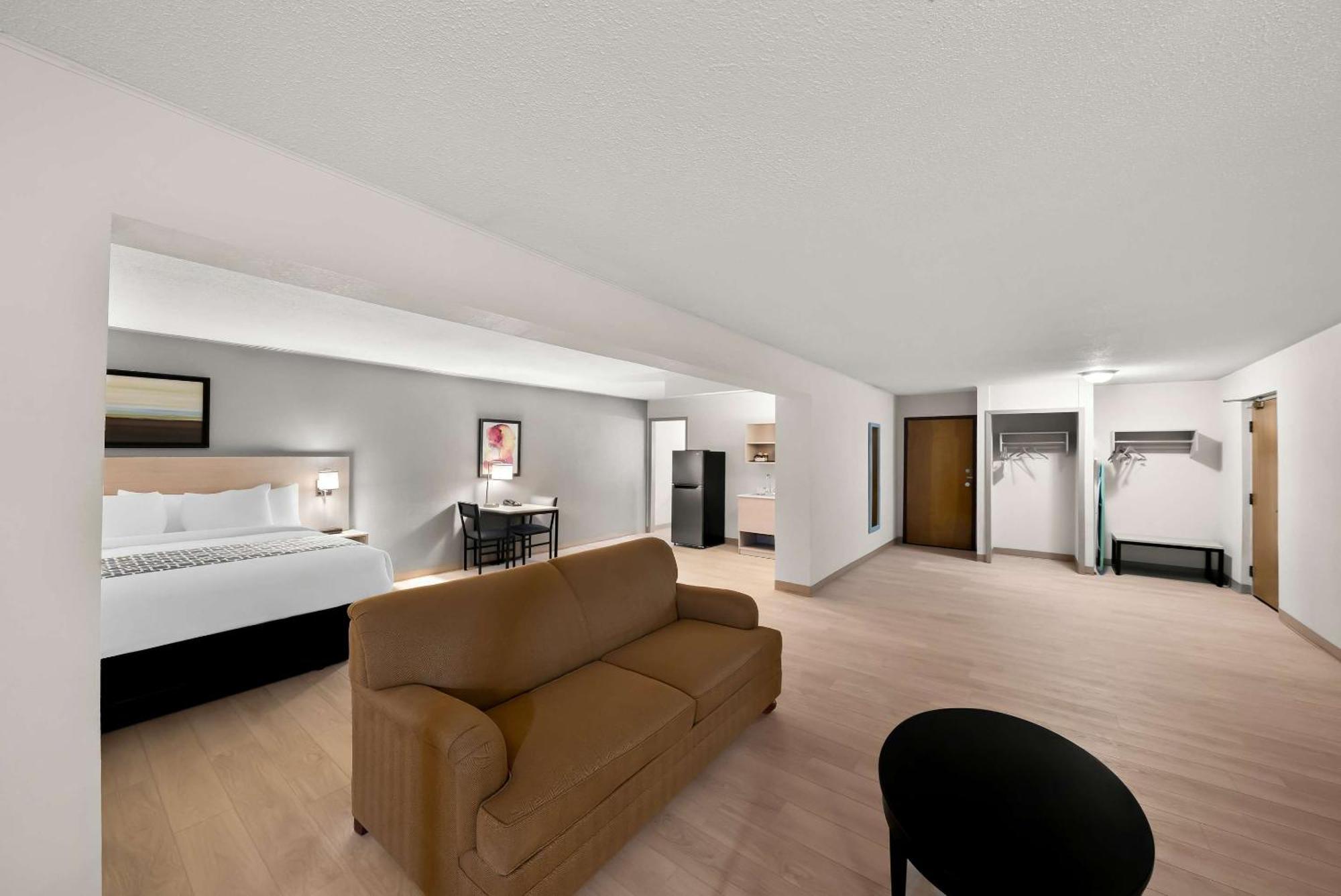 Suburban Studios, Kearney Buitenkant foto